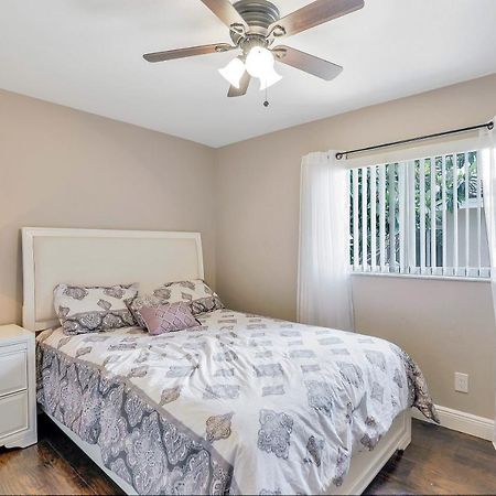 Florida House Villa เนเปิลส์ ภายนอก รูปภาพ