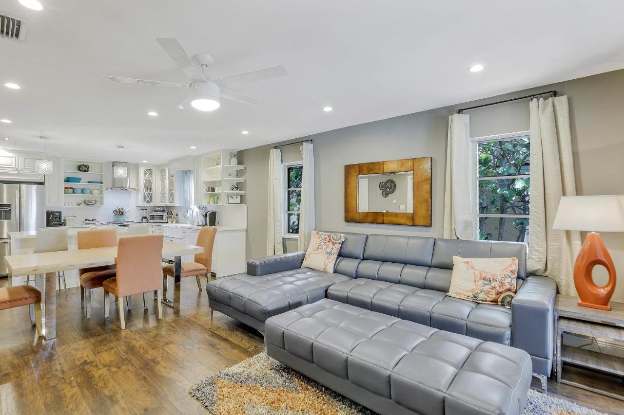 Florida House Villa เนเปิลส์ ภายนอก รูปภาพ
