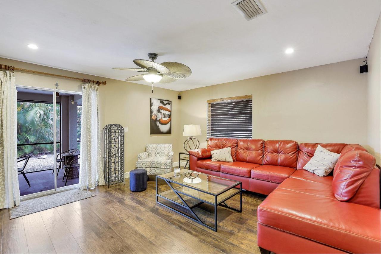 Florida House Villa เนเปิลส์ ภายนอก รูปภาพ