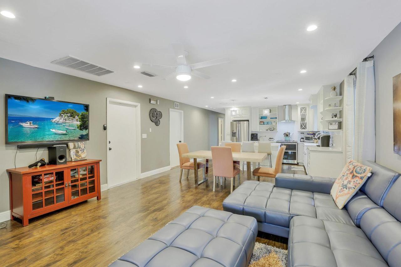 Florida House Villa เนเปิลส์ ภายนอก รูปภาพ