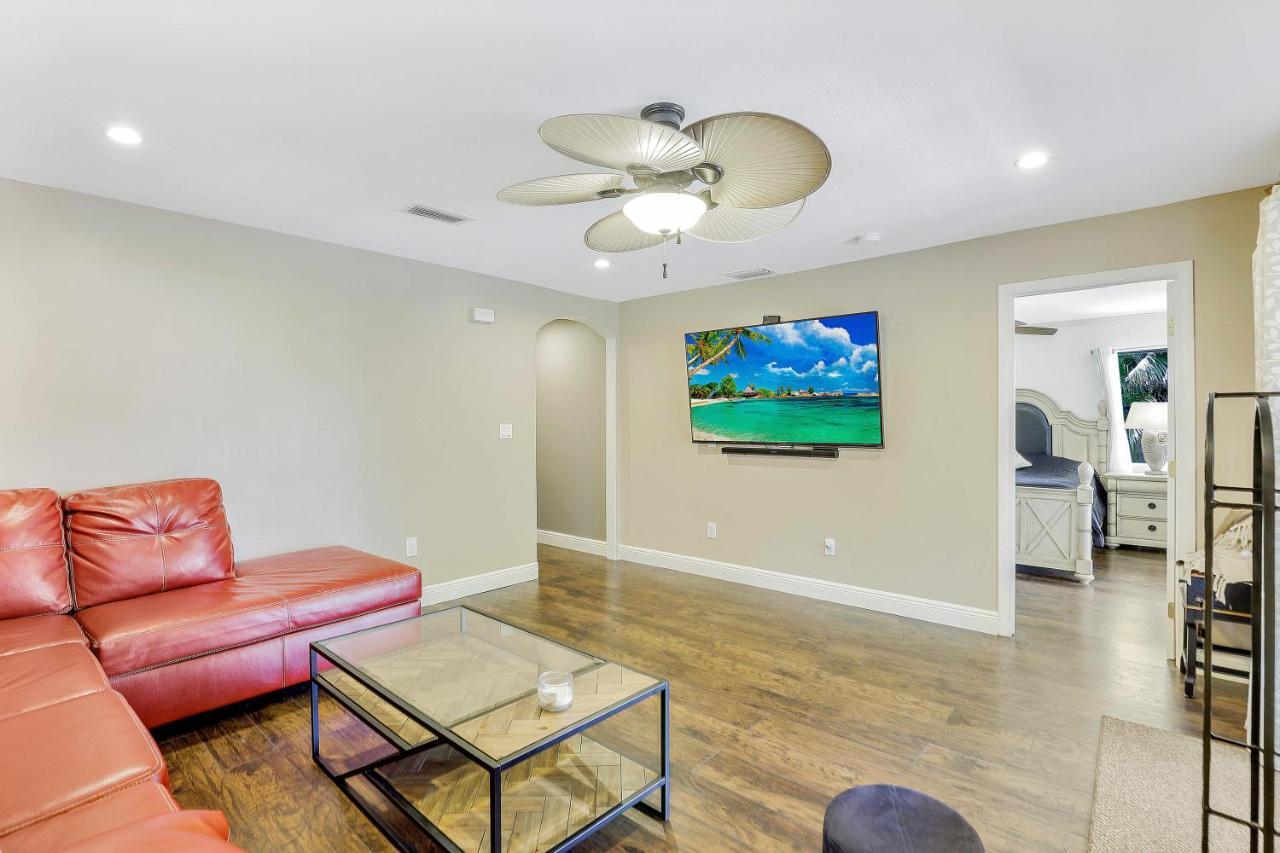 Florida House Villa เนเปิลส์ ภายนอก รูปภาพ